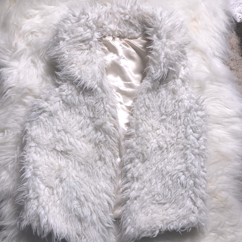 Kid’s Fuzzy Faux Fur Vest